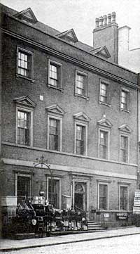 Bromley House frontage in the early 1900s.