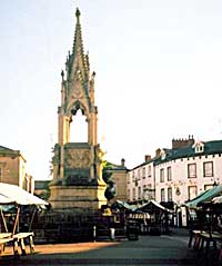Bentinck Memorial: Erected to the memory of Lord George Bentinck, brother of the Fifth Duke of Portland. Stands in the middle of the Market Place (photo: Denis Hill).