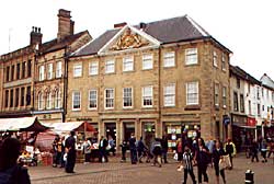 The Moot Hall in the Market Place, was built by Lady Oxford in 1752 (photo: Andrew Nicholson).