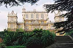 Wollaton Hall: designed by Robert Smythson for Francis Willoughby in the 1580s with banqueting houses in the upper stories of each of the four corner towers, accessible from the leads and a grand prospect room rising above in the centre of the house. Spatial relationships within such houses were defined vertically; the servants’ rooms and the kitchens were in the basement.