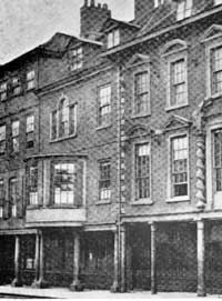 Smith's Bank (building with bow window) on South Parade, shortly before demolition in 1874.